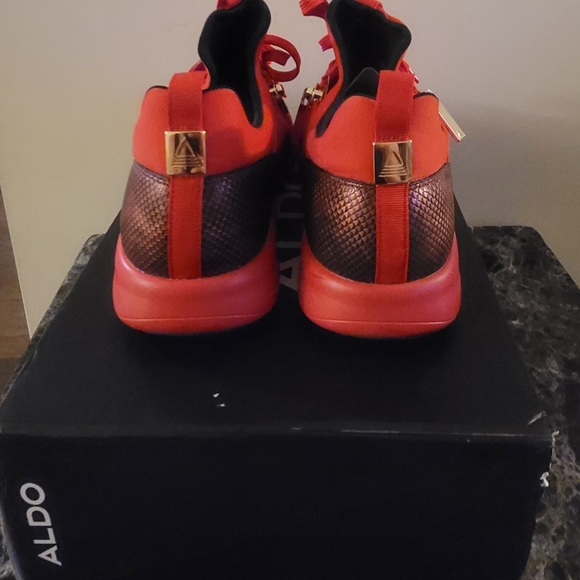 Men Aldo shoes sz 10 - Picture 3 of 4